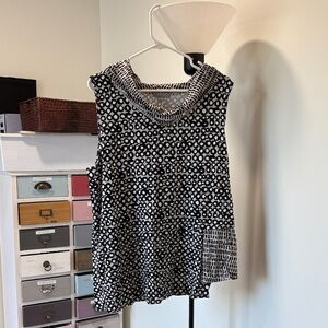Habitat Black and White Circle Pattern Blouse